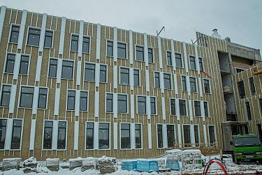 Ход строительства академии настольного тенниса в Оренбурге контролируют депутаты ЗС